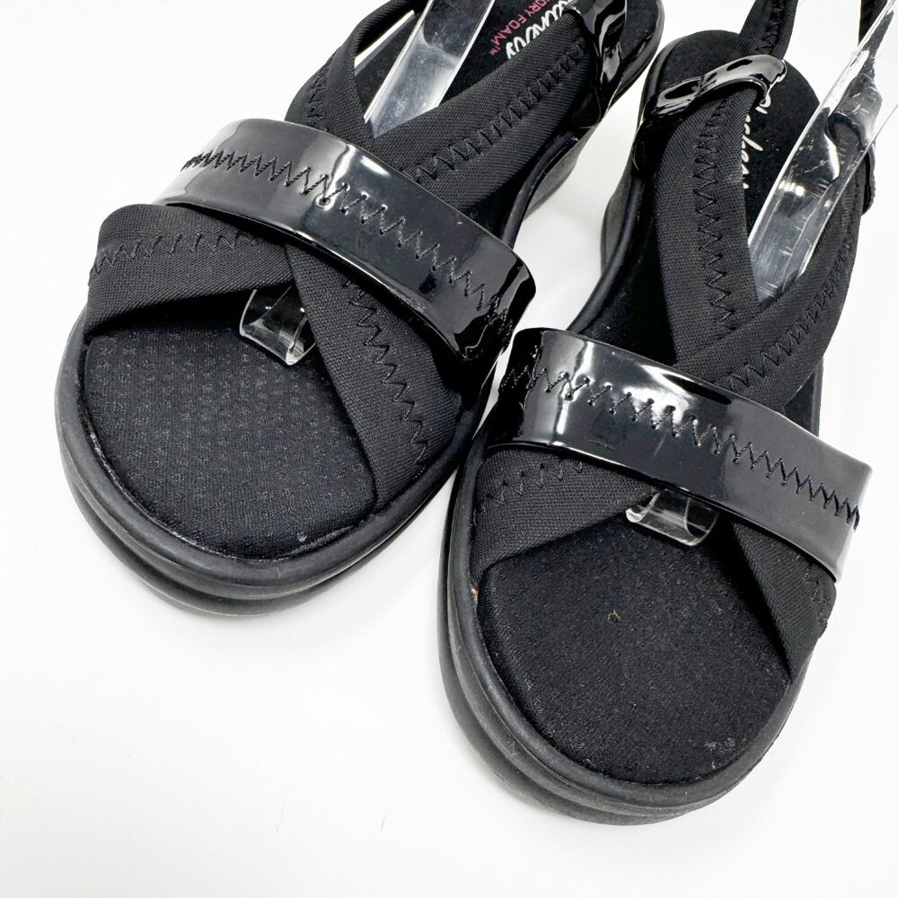 Skechers Memory Foam Womens Black Textile & Patent Leather Wedge Slip on Size 11